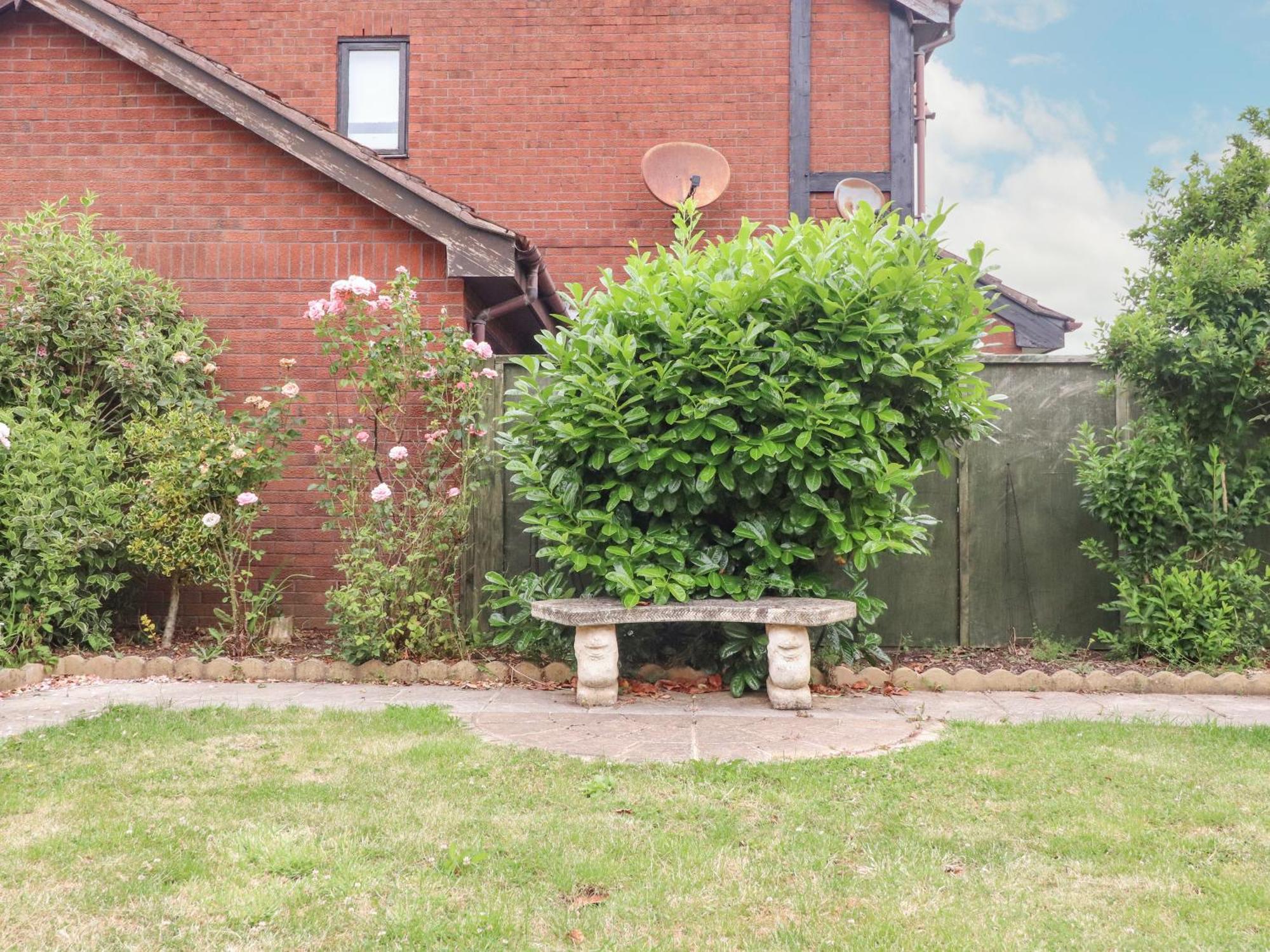 23 Wolsey Close Thornton  Экстерьер фото